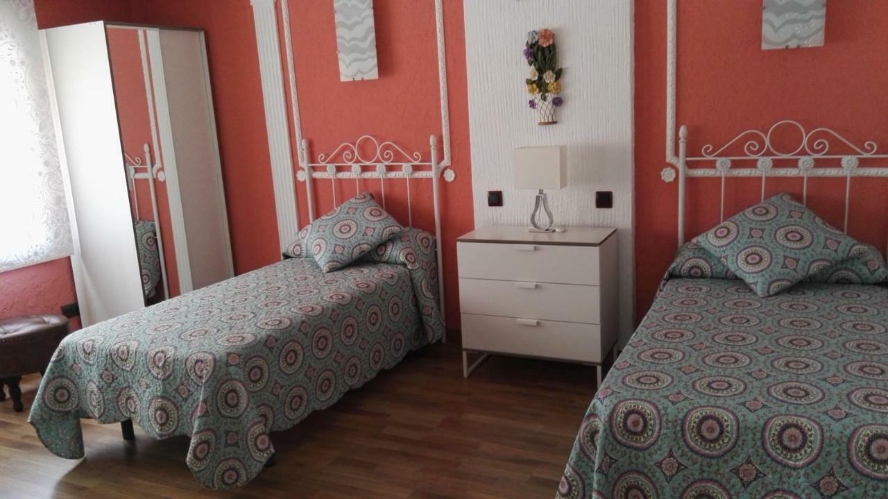 Appartamento Casa Tiburcio Arenas de San Pedro Esterno foto