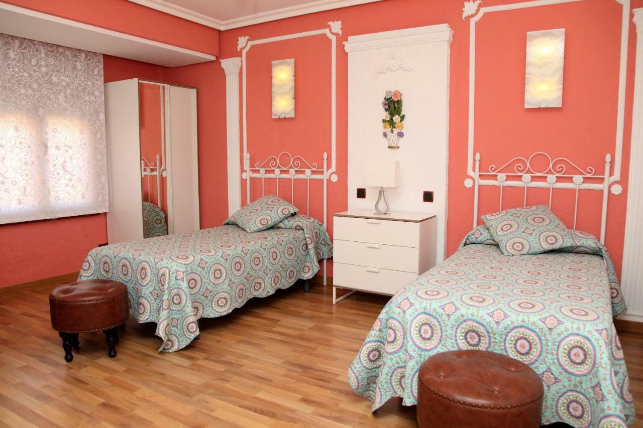Appartamento Casa Tiburcio Arenas de San Pedro Esterno foto